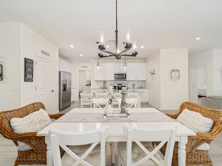 385 N Spring Flower Dr — Photo 23