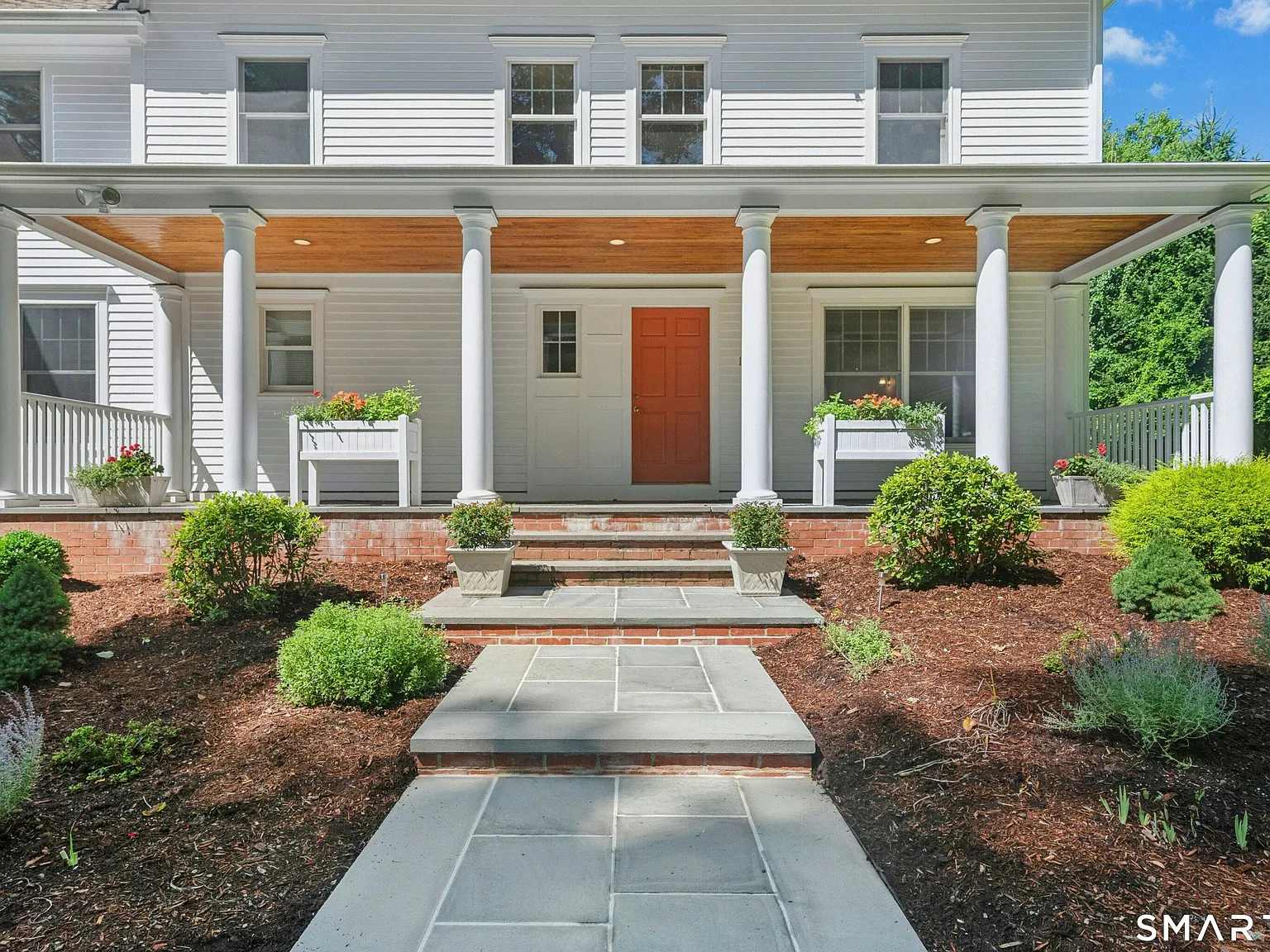 5 bed, 4.5 bath, 4029 sqft, $12,000 — Photo 2