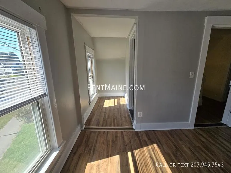 74 Stillwater Ave — Photo 10