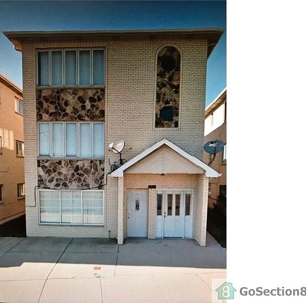 1st image of 5438 S Archer Ave
