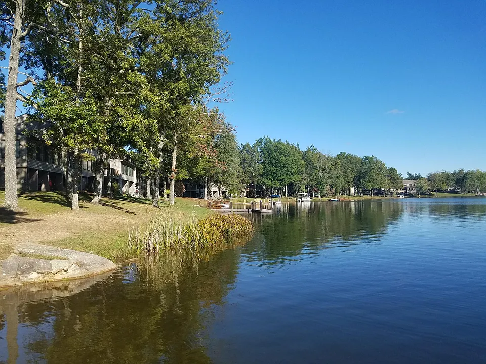7 Lakeshore Cir #134