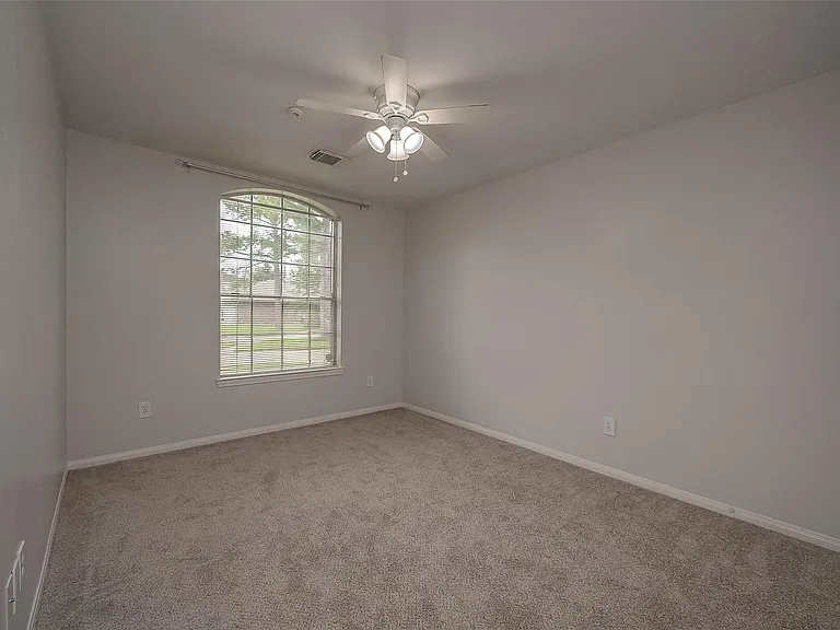 2802 Burgess Hill Ct — Photo 18
