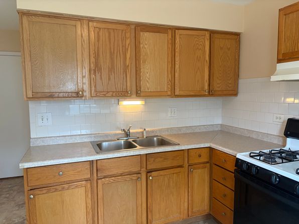 8281 W Oak Ave APT 1