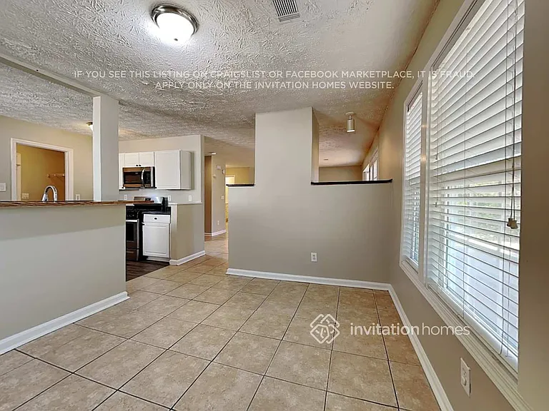 2405 Boone Ct — Photo 8