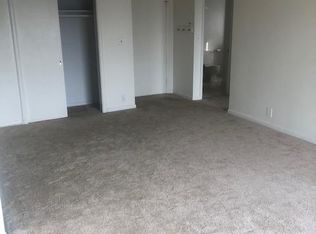 23620 Farmington Rd APT 2, Farmington, MI 48336