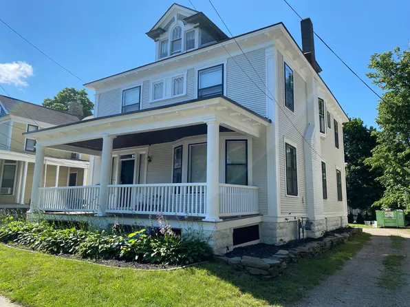 826 Wealthy St SE, Grand Rapids, MI 49506