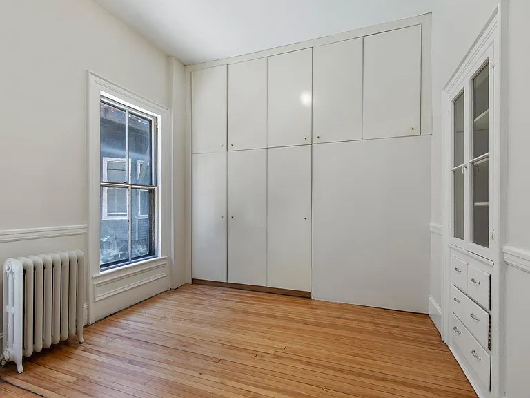34 Cushman St #1 — Photo 8