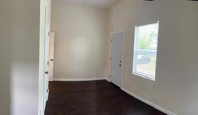 3112 Stonewall St #2 — Photo 5