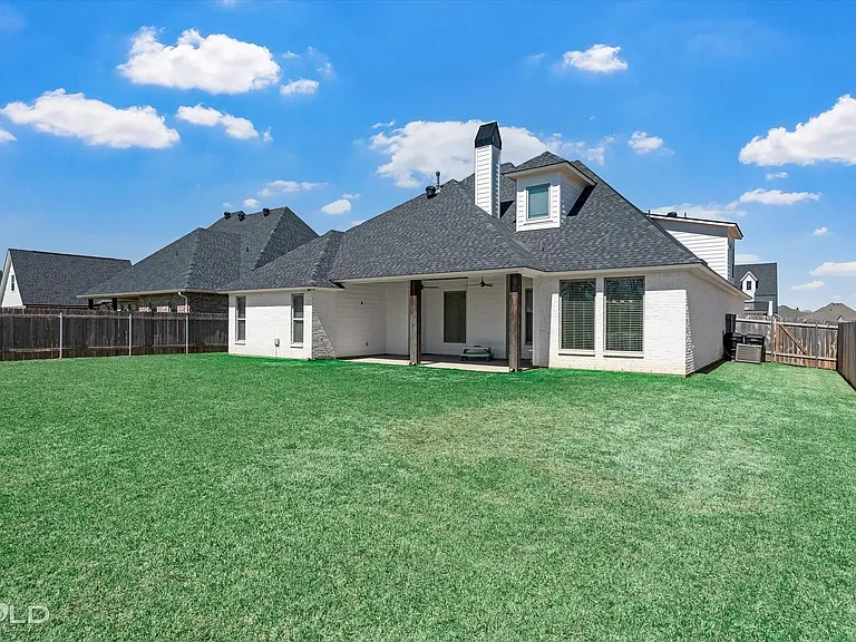 231 Conti Way — Photo 29