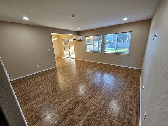 2nd image of 9512 208th Ave E APT B