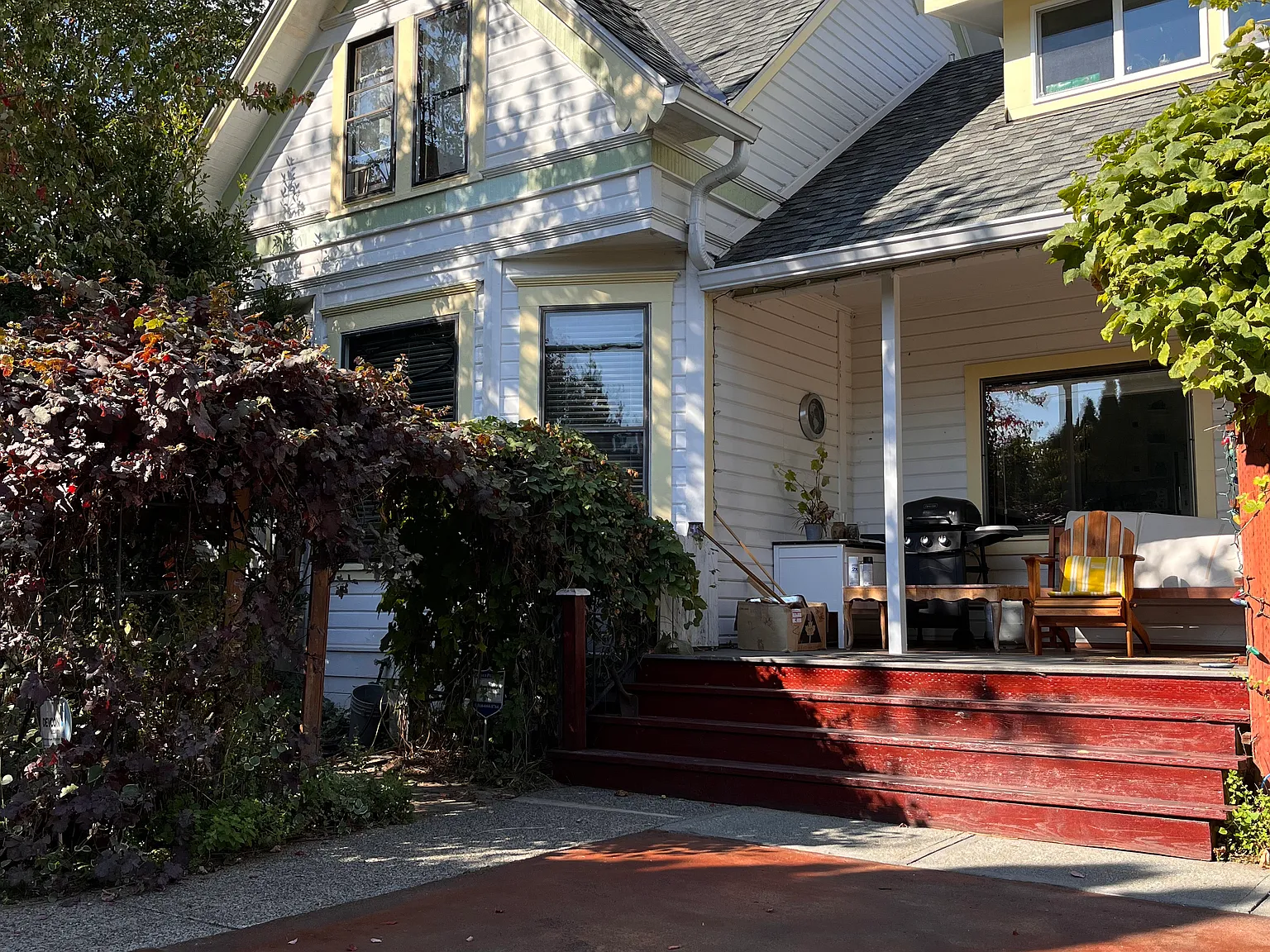 2 bed, 1200 sqft, $2,300 — Photo 1