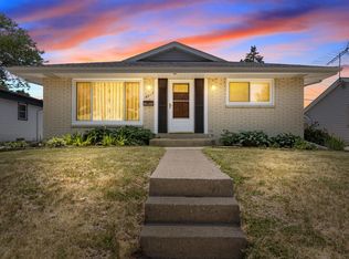 8715 W Tripoli Ave, Milwaukee, WI 53228