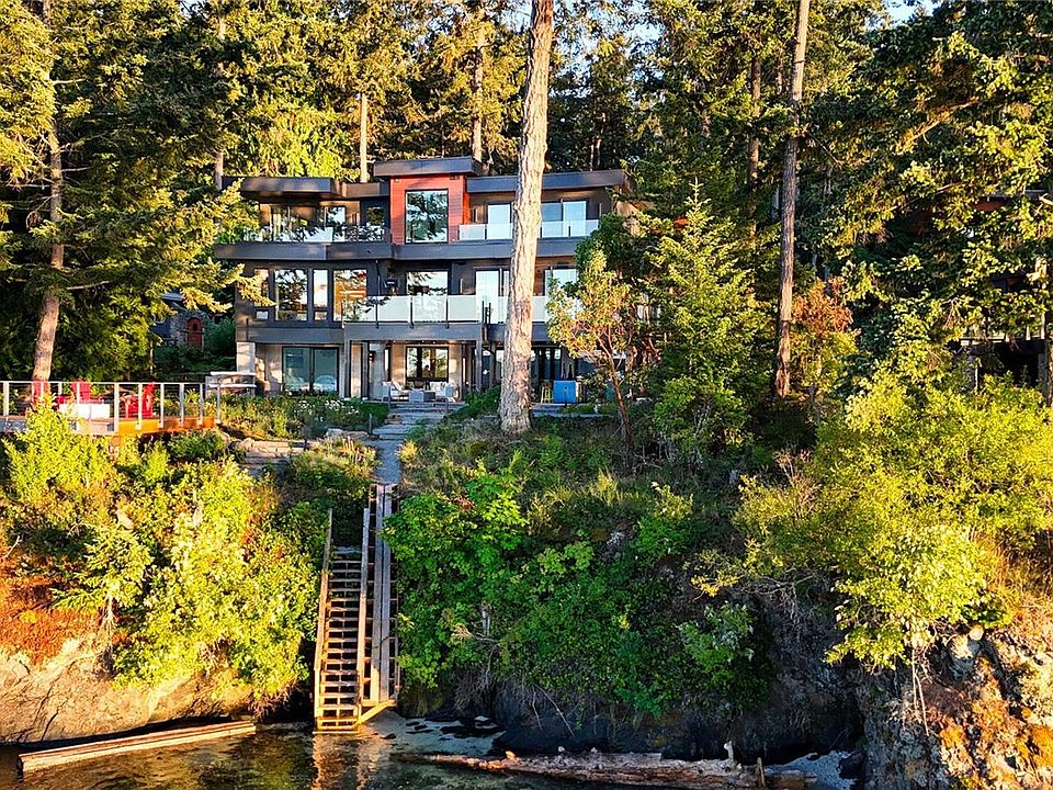 1st image of 848 Lands End Rd