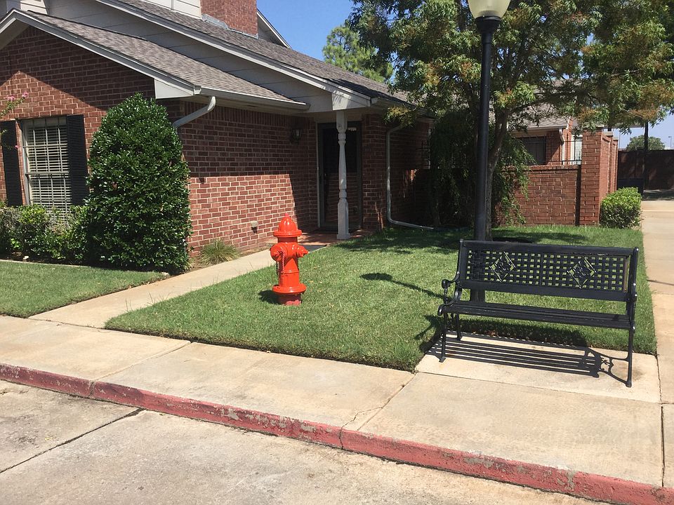 1st image of 9009 N May Ave APT 180