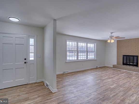 5th image of 1400 McKee Rd