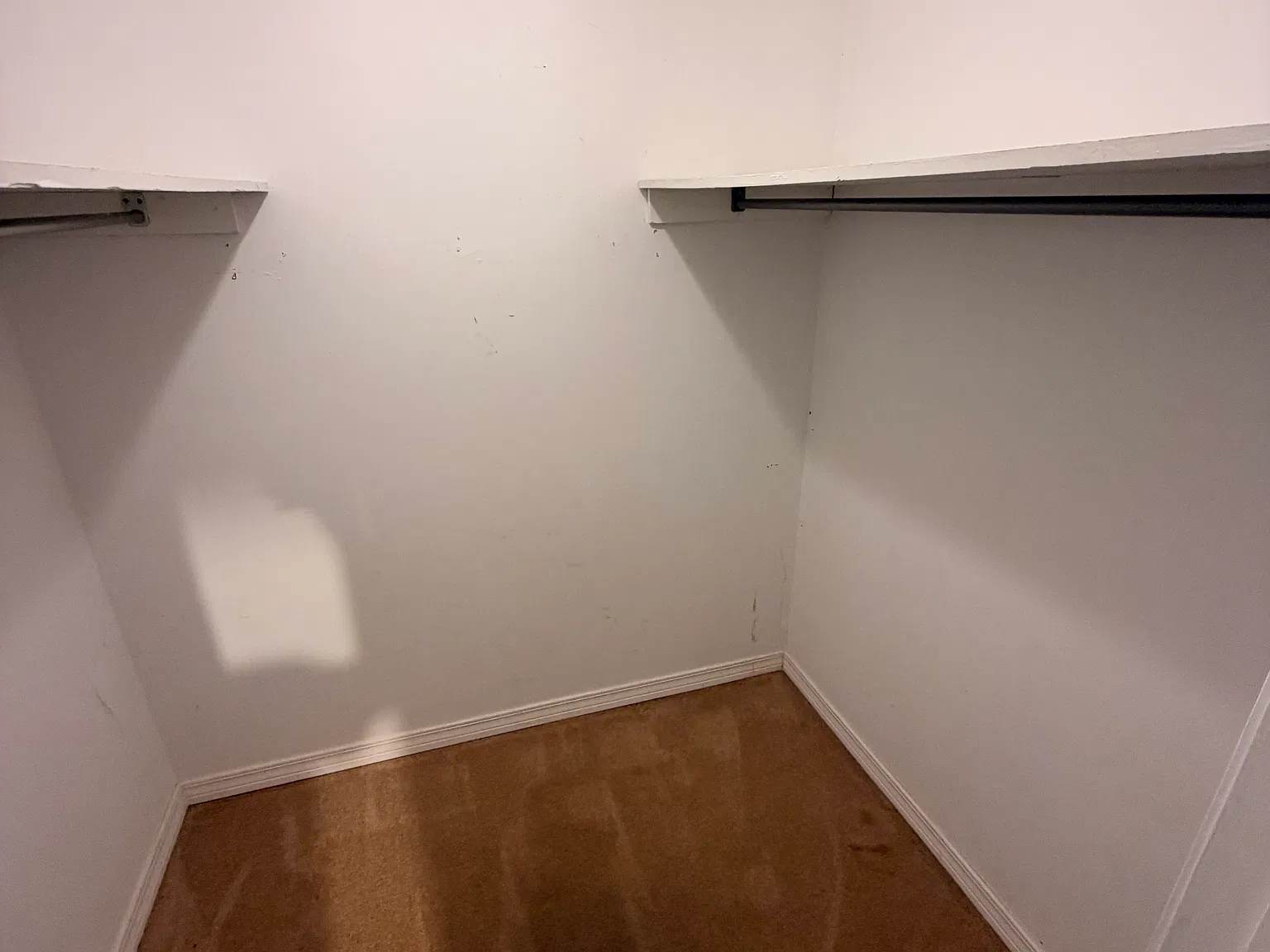 4 bed, 2230 sqft, $1,700 — Photo 2