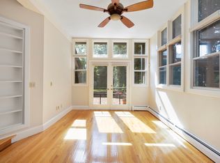 107 Old Beach Rd APT 2, Newport, RI 02840