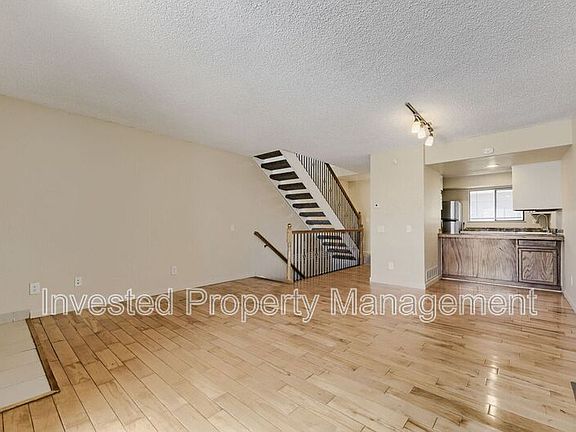 2nd image of 262 S Oman Rd