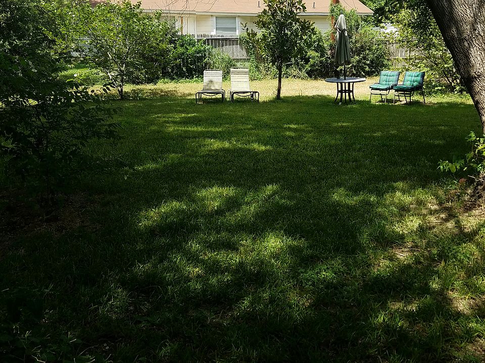 2nd image of 3507 Fieldstone Dr