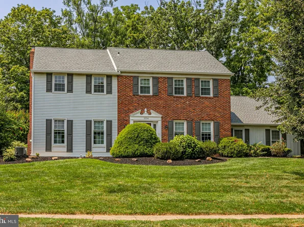 1034 Victory Dr, Yardley, PA 19067
