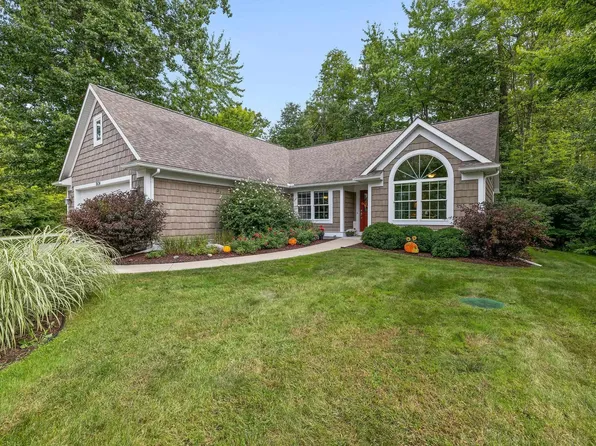 7434 Rock Hollow Ln, Midland, MI 48642