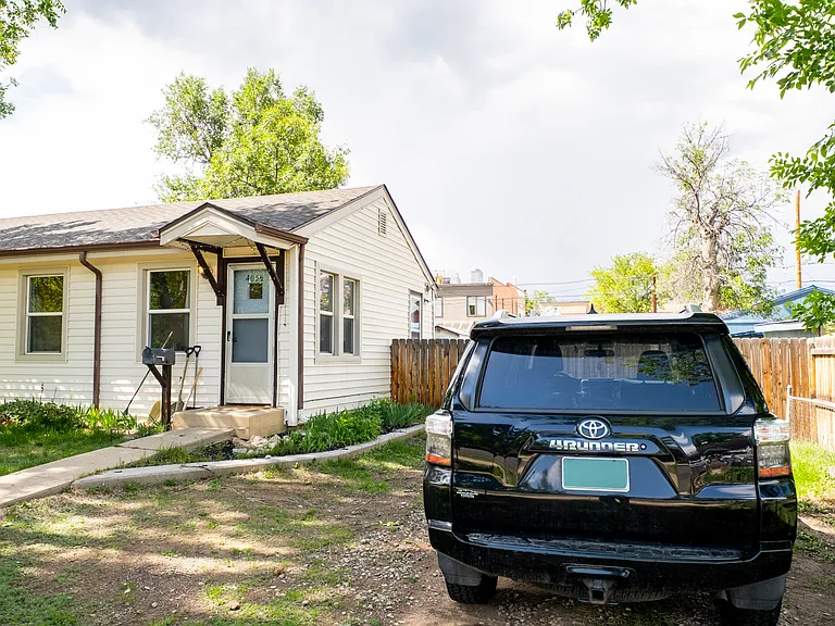 405.5 E Cleveland St — Photo 3