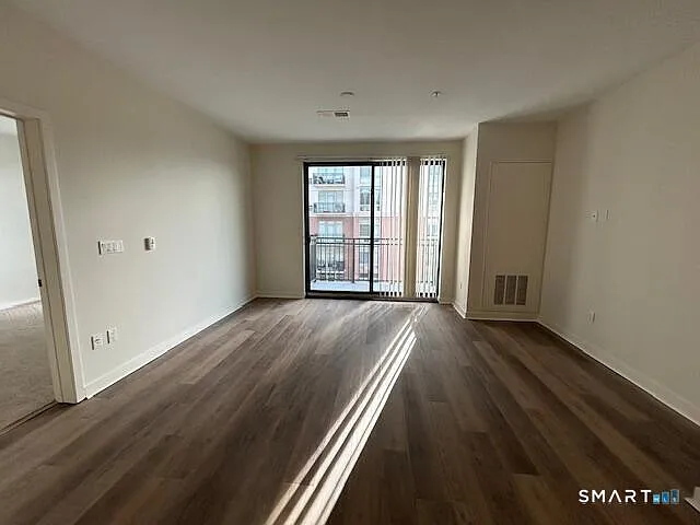 110A Towne St #403 — Photo 12