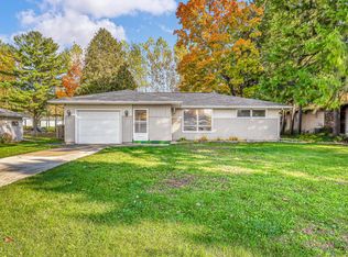 607 N 40th St, Sheboygan, WI 53081