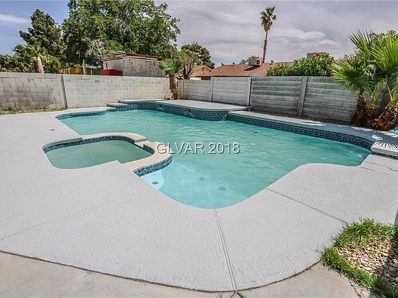 5th image of 4308 Thyme Ave