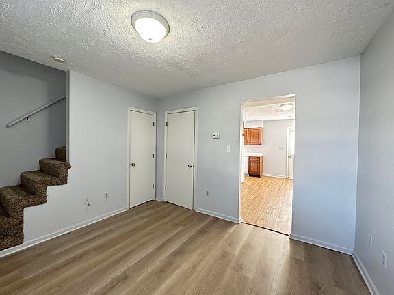 5th image of 306 Spangler Dr