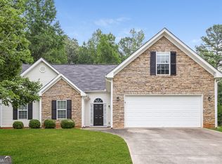 135 Oak Meadows Pl, Covington, GA 30016