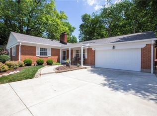 5620 Waterloo Rd, Centerville, OH 45459