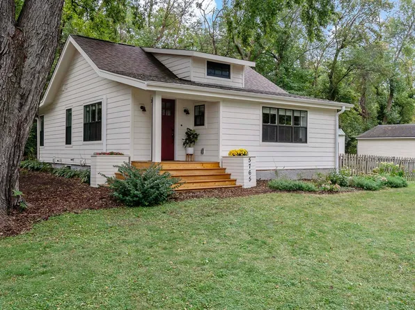 5765 Eureka Rd, Shorewood, MN 55331