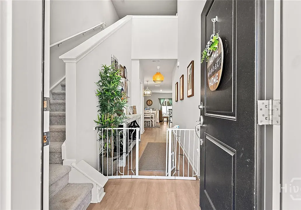 309 Lillian St — Photo 3