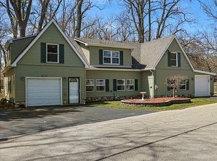 4335 Riverside Dr, Crystal Lake, IL 60014