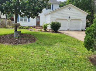 1693 Beaton St, Virginia Beach, VA 23464