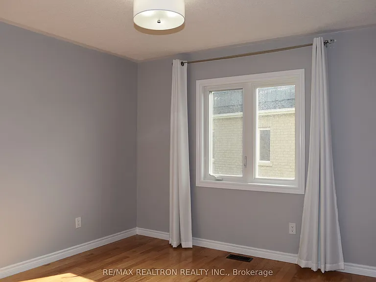 15 Burning Springs Pl — Photo 28