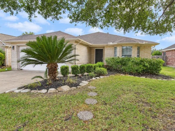 3111 Stratford Bend Dr, Sugar Land, TX 77498