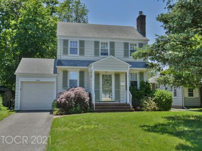 70 Romaine Ave, Maywood, NJ, 07607