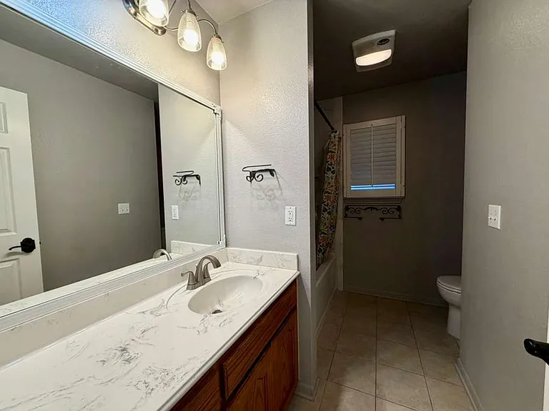 1213 Camellia Ln — Photo 22