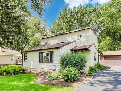 2021 Oak Dr, McHenry, IL, 60050
