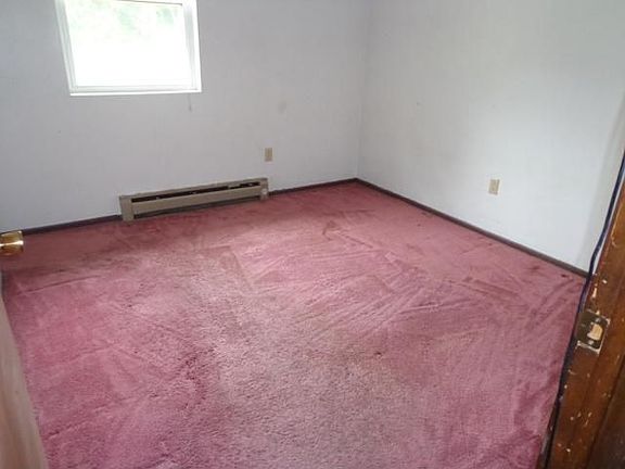 5th image of 37 Guinn Dr