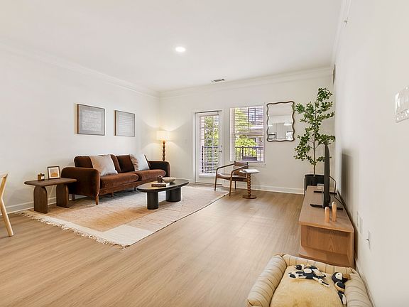 5th image of 255 Patroon Creek Blvd APT 1210
