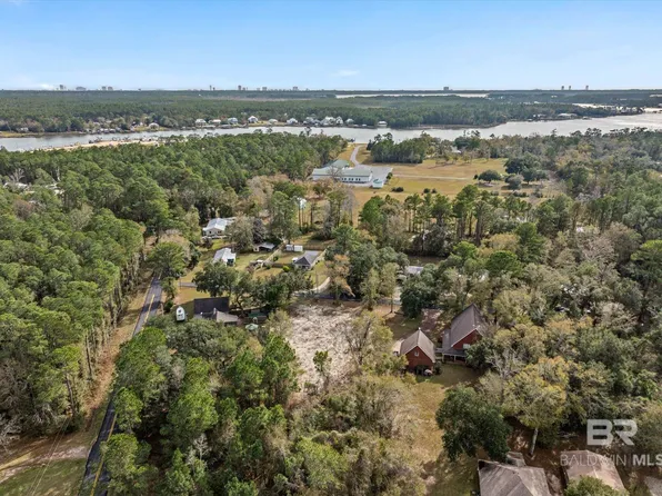 17065 Britt Ln, Bon Secour, AL 36511