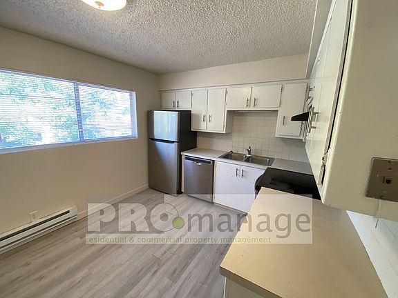 2nd image of 680 S Stout Ave #6