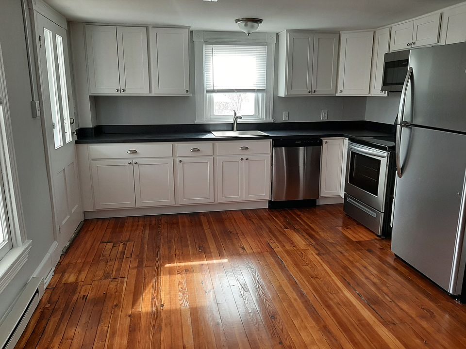 2nd image of 348 E 3rd St #2