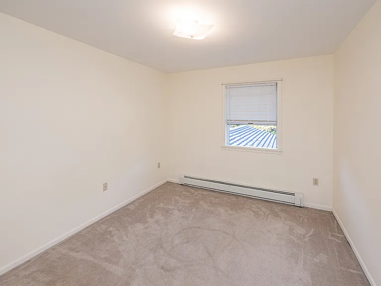 60 Riggs Dr — Photo 10