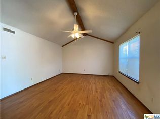 1322 S Mesquite Ave, New Braunfels, TX 78130