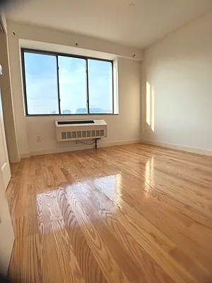 Rented by Livin USA LLC | media 18