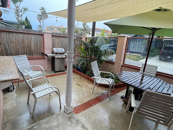 Front enclosed patio